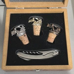 LEGACY By PICNIC TIME WINE CORKS WITH MULTI-TOOL